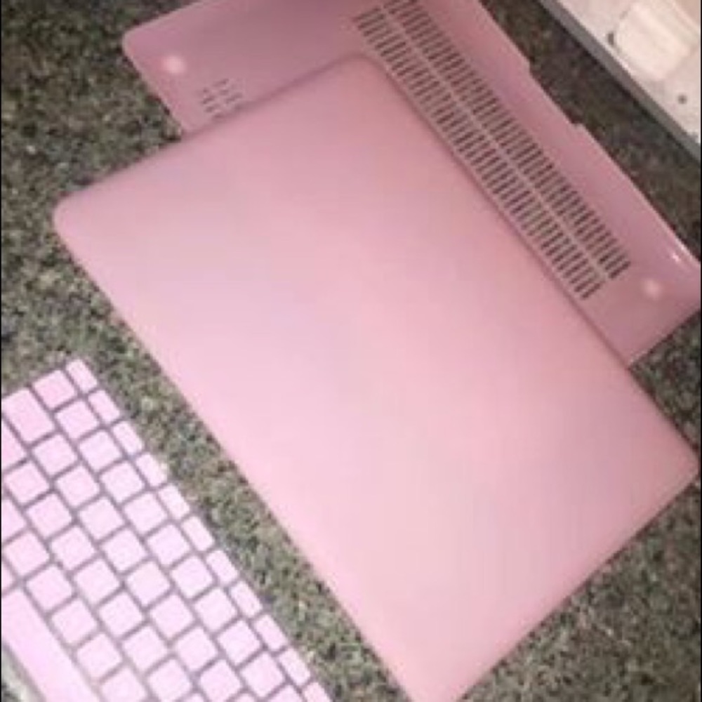 MacBook Pro 13’ computer case and keyboard cover